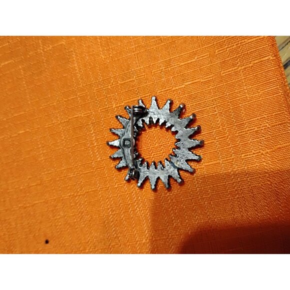 starburst brooch approx. 1" wide Turquoise colored stones not natural I don't th - Picture 3 of 3